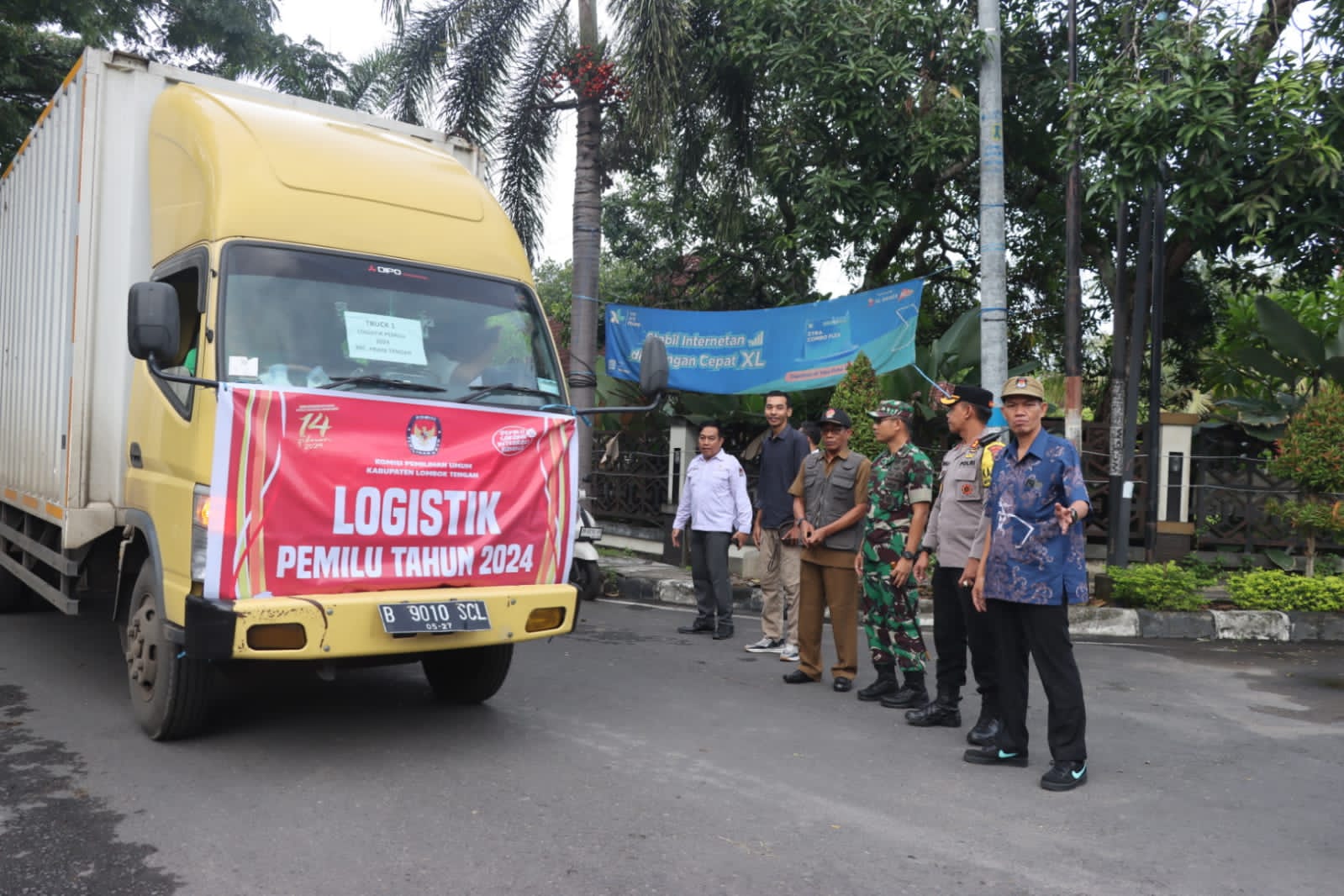 KPU Lombok Tengah Mulai Distribusikan Kotak Suara ke Desa-Desa