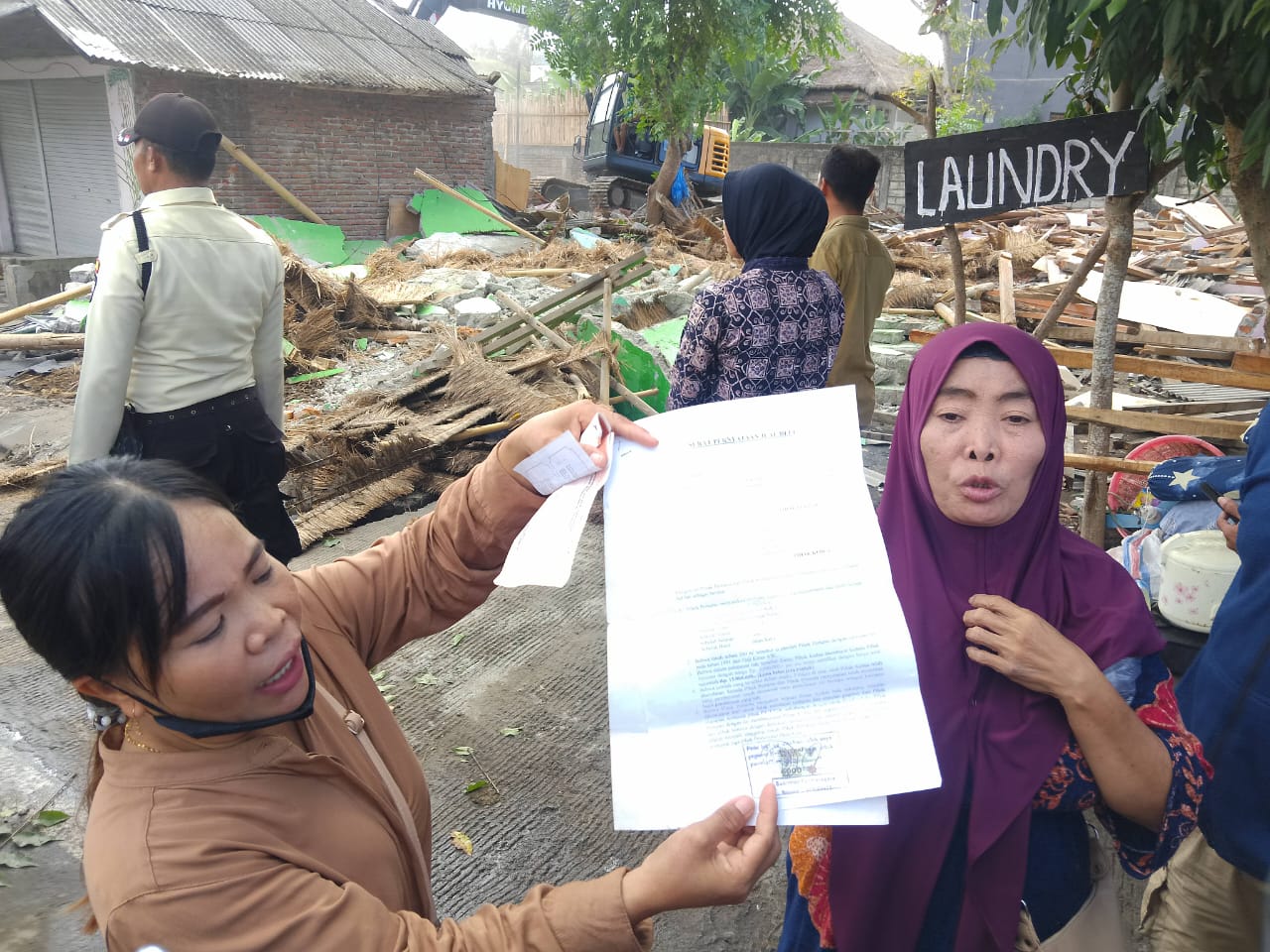ITDC Gusur Rumah Warga Tanpa Ganti Rugi, Ibu-ibu Histeris